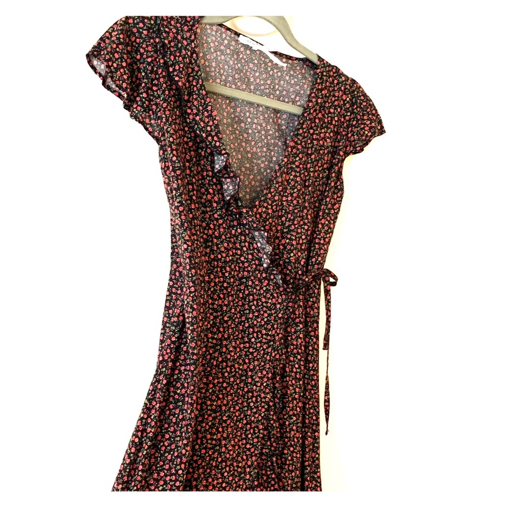 Kimchi Blue - URBAN OUTFITTERS dress with flowers